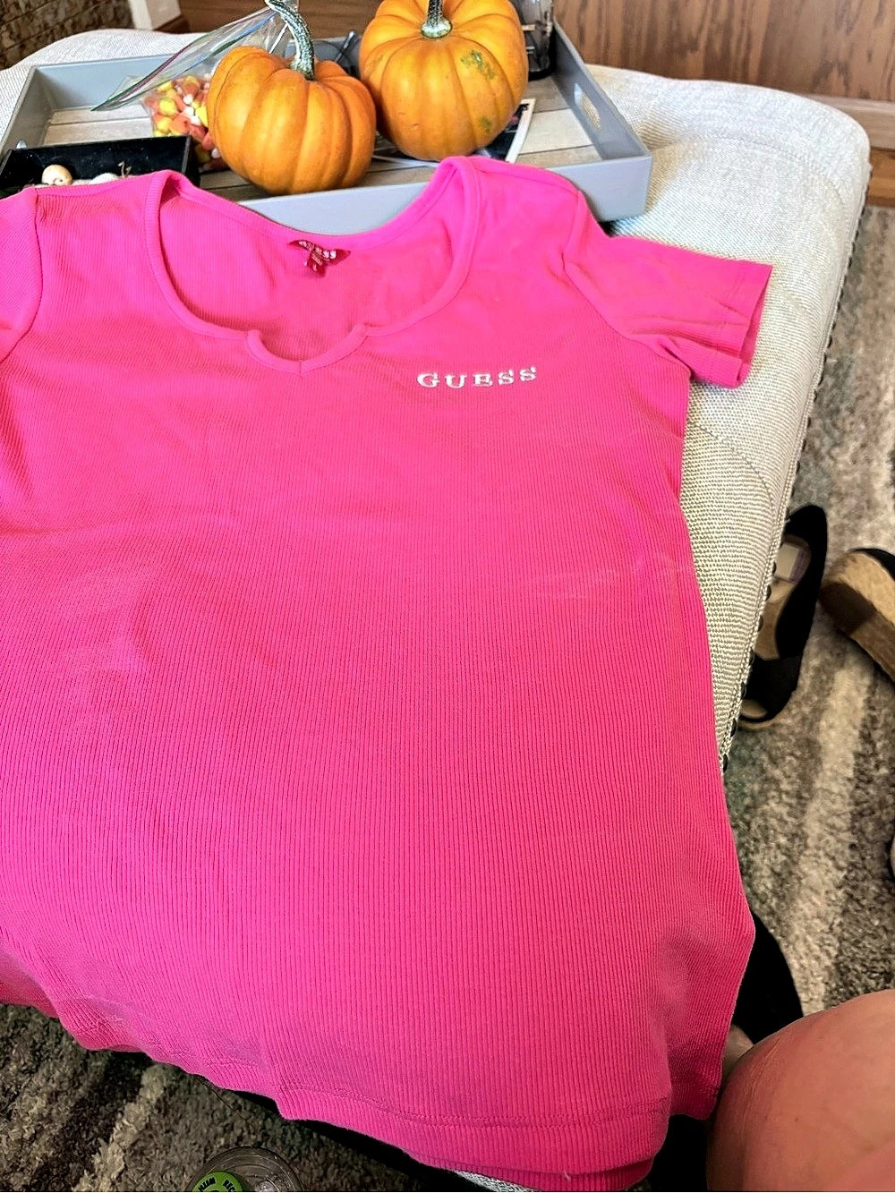 GUESS Ribbed Short Sleeve Tee in Pink Size Large